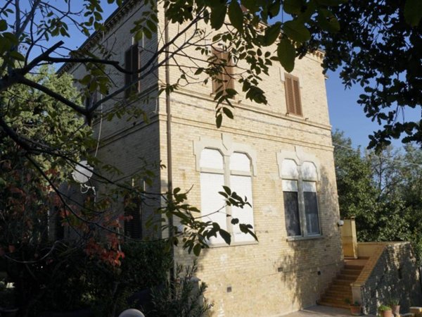 appartamento in vendita ad Offida
