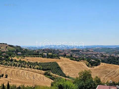 terreno in vendita ad Offida in zona San Barnaba