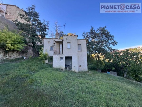 casa indipendente in vendita ad Offida in zona San Barnaba