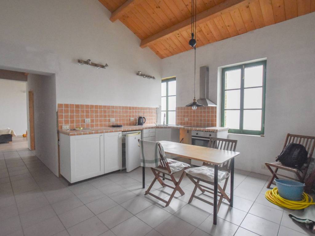 casa indipendente in vendita a Palmiano