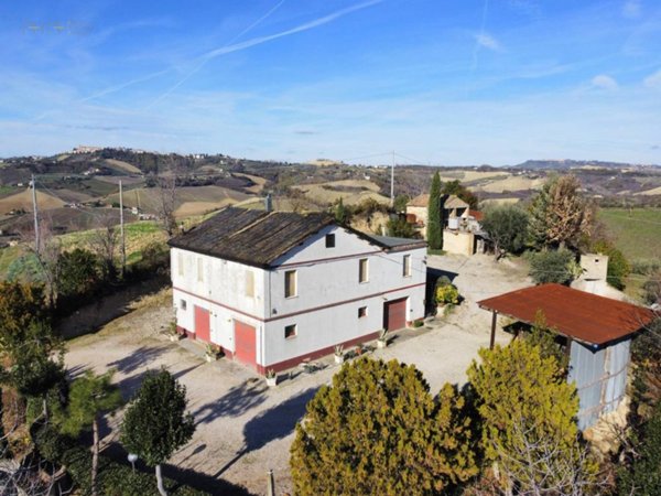casa indipendente in vendita a Ripatransone in zona Trivio