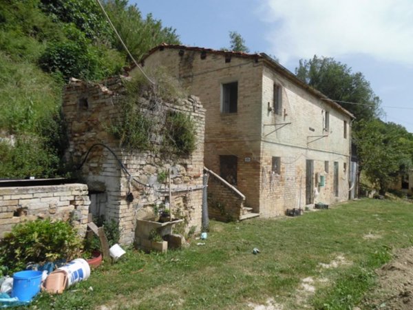 casa indipendente in vendita a Ripatransone