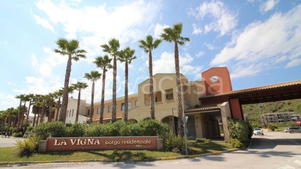 ufficio in vendita a Ripatransone
