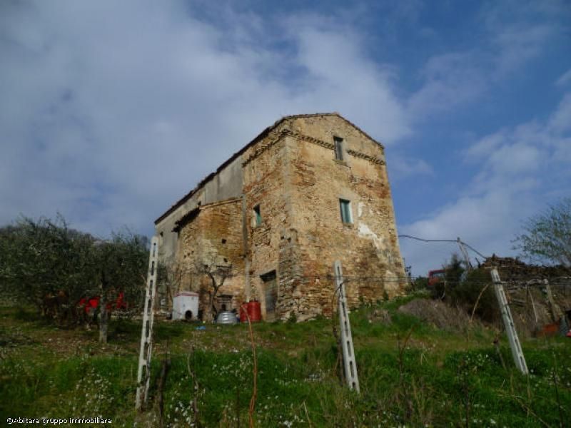 casa indipendente in vendita a Ripatransone