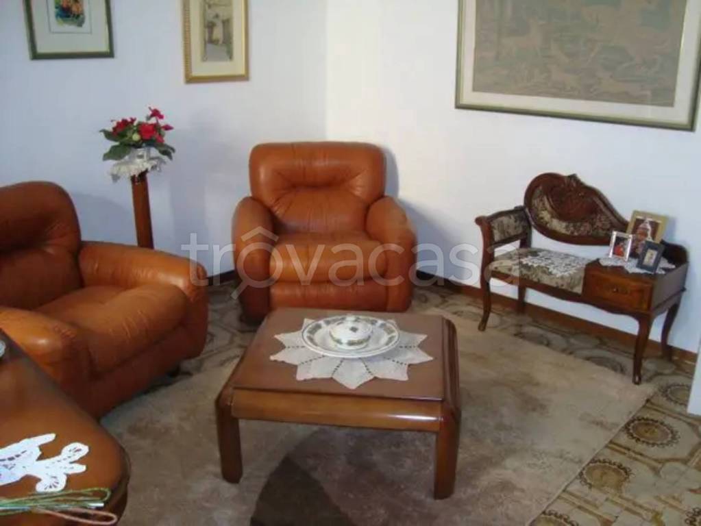 casa indipendente in vendita a Ripatransone