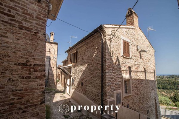 casa indipendente in vendita a Ripatransone