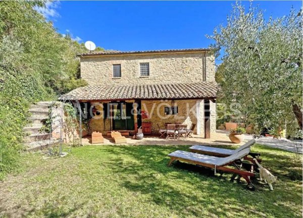 casa indipendente in vendita a Ripatransone