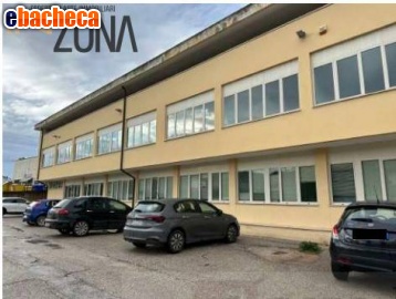locale commerciale in vendita a Ripatransone
