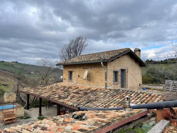 casa indipendente in vendita a Ripatransone