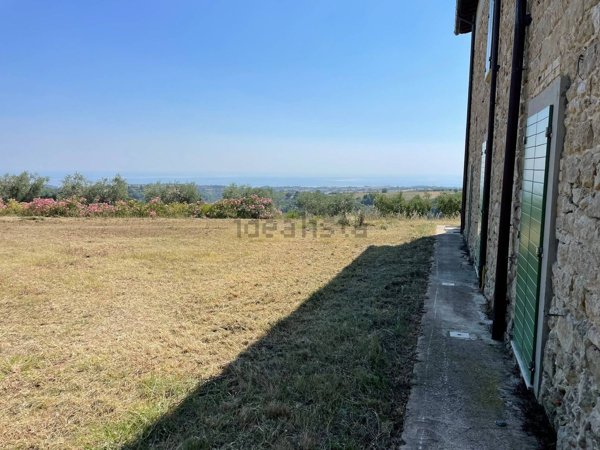 casale in vendita a Ripatransone