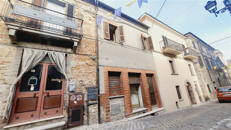 casa indipendente in vendita a Ripatransone