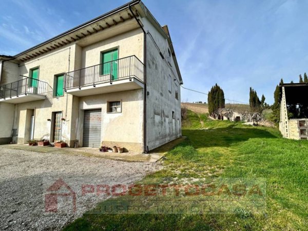 casa indipendente in vendita a Ripatransone