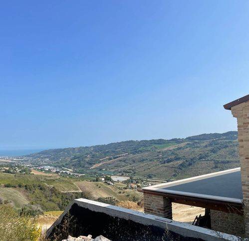 casa indipendente in vendita a Ripatransone