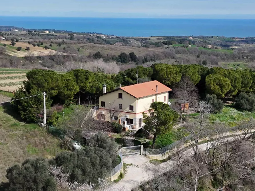 casa indipendente in vendita a Ripatransone in zona Petrella