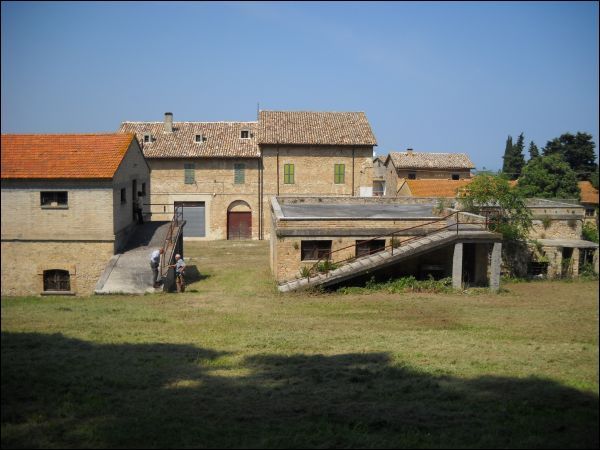 casa indipendente in vendita a Ripatransone