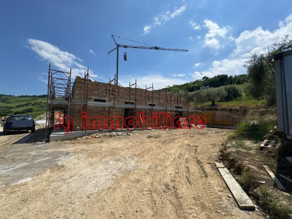 casa indipendente in vendita a Ripatransone