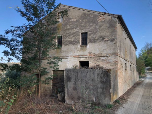 casa indipendente in vendita a Ripatransone