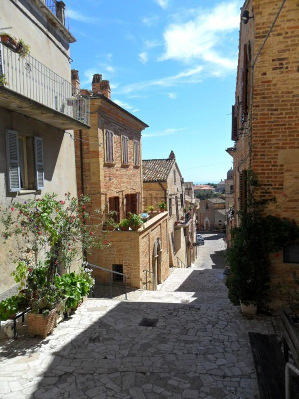 casa indipendente in vendita a Ripatransone
