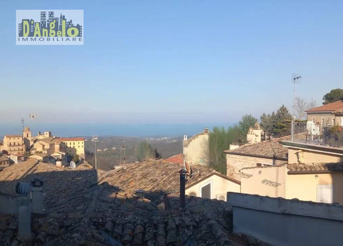 intera palazzina in vendita a Ripatransone