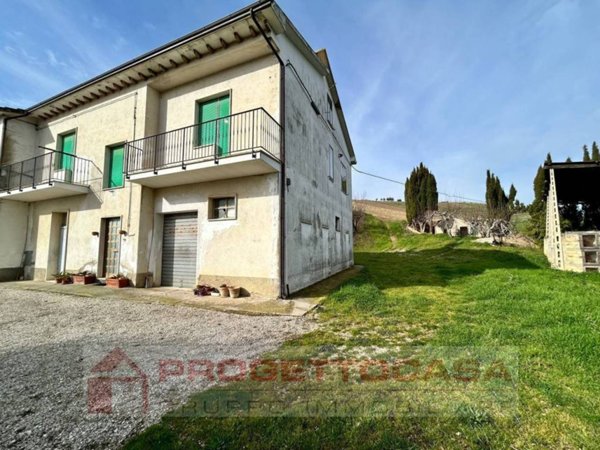 casa indipendente in vendita a Ripatransone