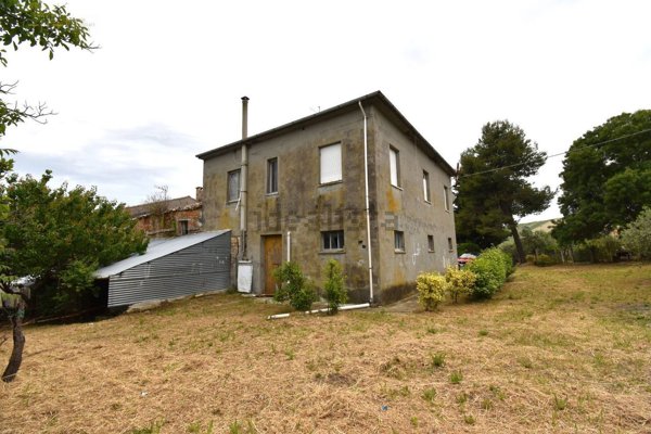 casa indipendente in vendita a Ripatransone