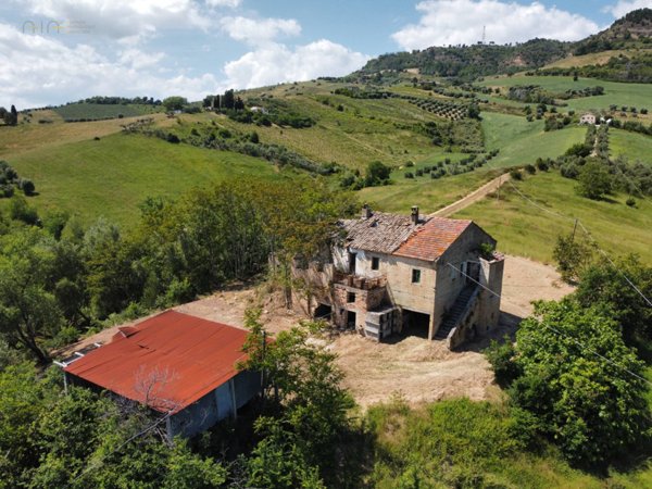 casa indipendente in vendita a Ripatransone in zona San Salvatore