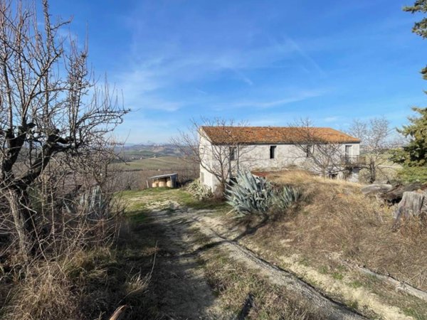 casa indipendente in vendita a Ripatransone