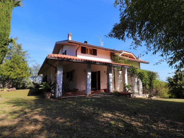 casa indipendente in vendita a Ripatransone