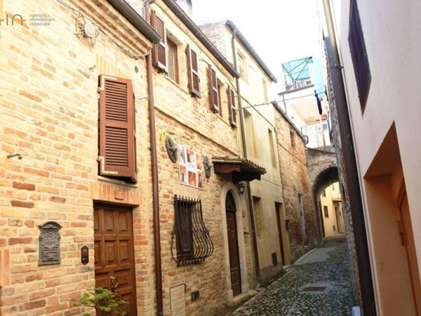 casa indipendente in vendita a Ripatransone