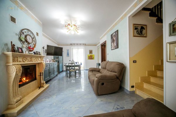casa indipendente in vendita a Ripatransone