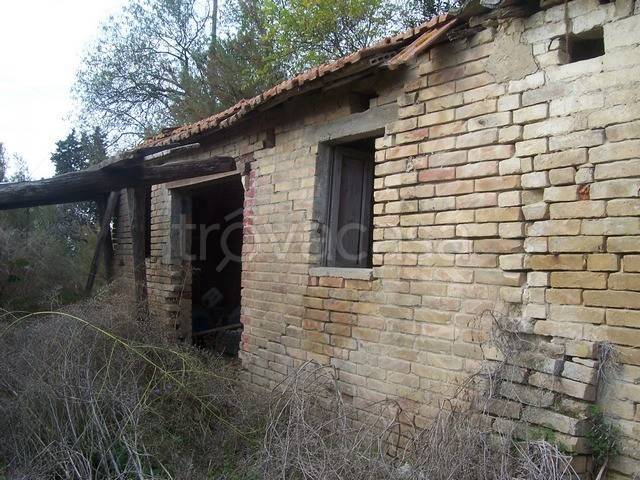 casa indipendente in vendita a Ripatransone