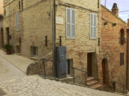 casa indipendente in vendita a Ripatransone