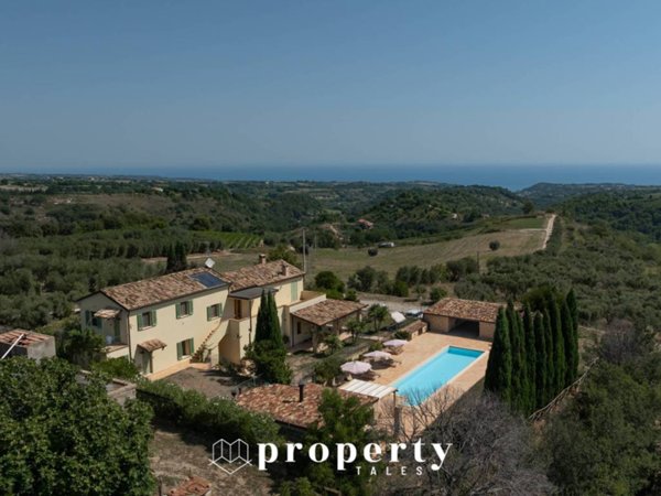 casa indipendente in vendita a Ripatransone