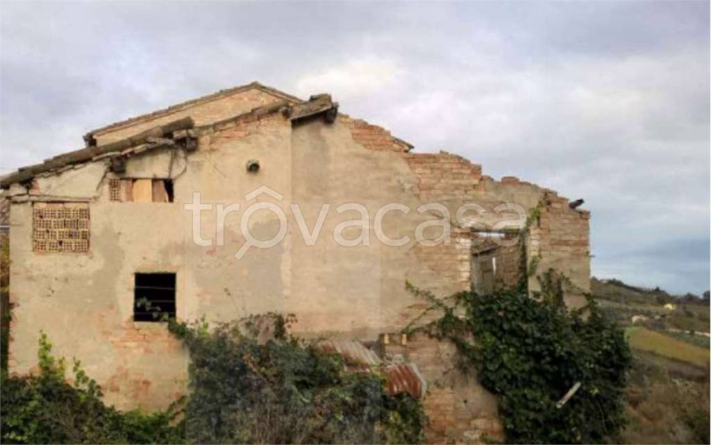 casa indipendente in vendita a Ripatransone