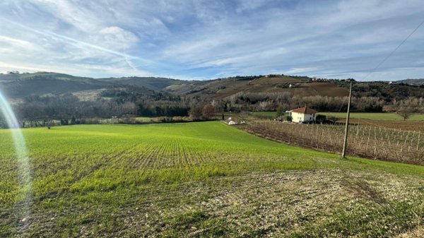 casa indipendente in vendita a Ripatransone