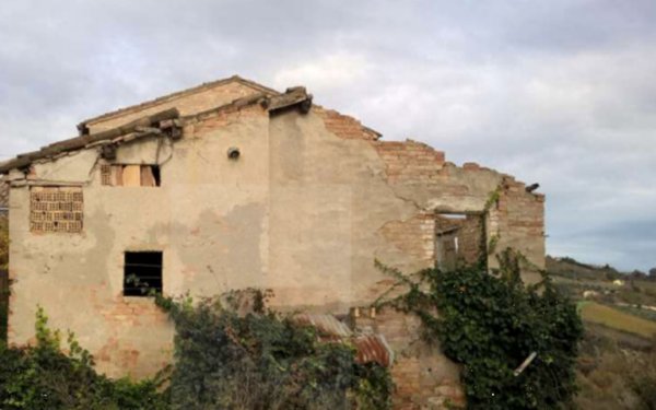 casa indipendente in vendita a Ripatransone