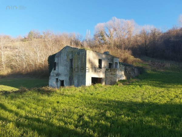 casale in vendita a Ripatransone