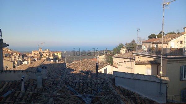 casa indipendente in vendita a Ripatransone