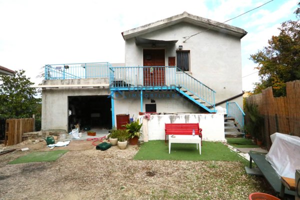 casa indipendente in vendita a Ripatransone in zona San Savino