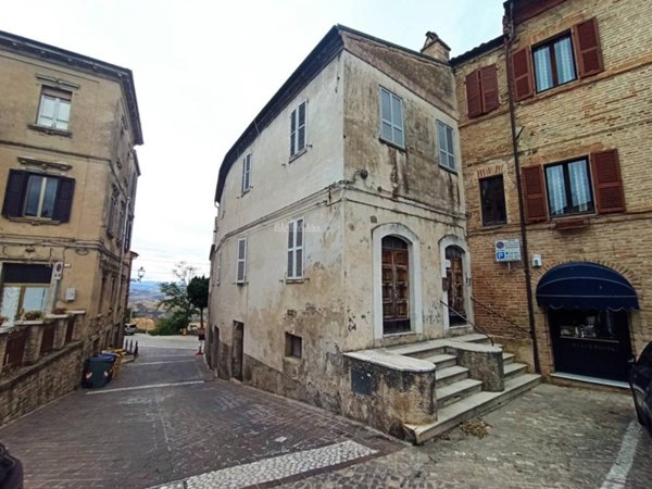 casa indipendente in vendita a Ripatransone