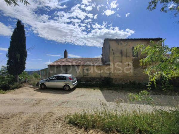 casa indipendente in vendita a Ripatransone