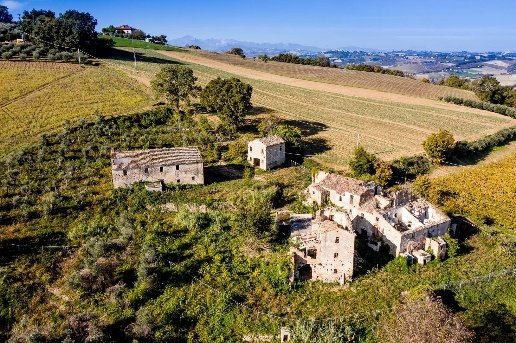 casale in vendita a Ripatransone