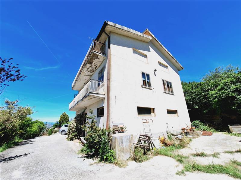 casa indipendente in vendita a Ripatransone