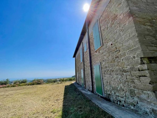 casa indipendente in vendita a Ripatransone in zona Petrella