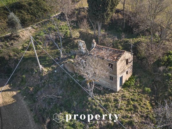 casa indipendente in vendita a Ripatransone