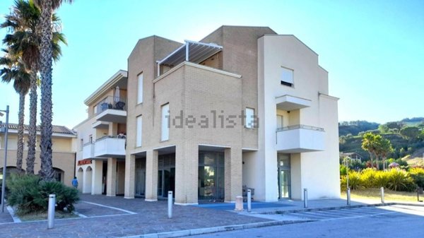negozio in vendita a Ripatransone