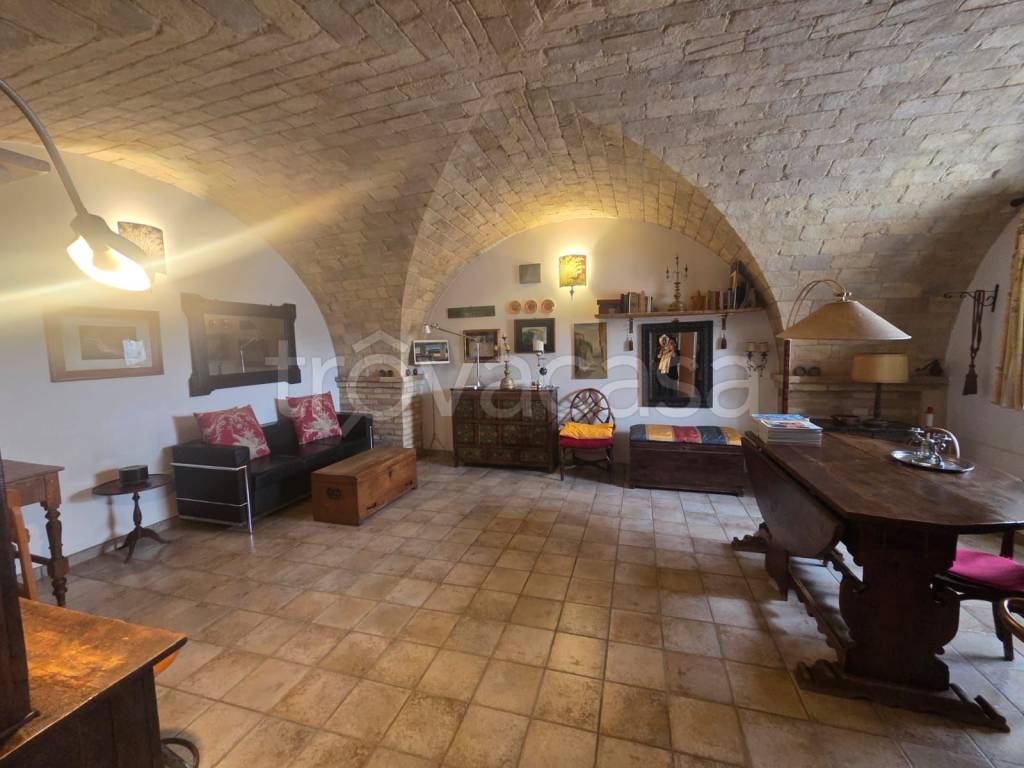 casa indipendente in vendita a Ripatransone