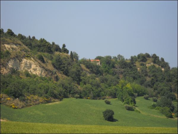 casa indipendente in vendita a Ripatransone