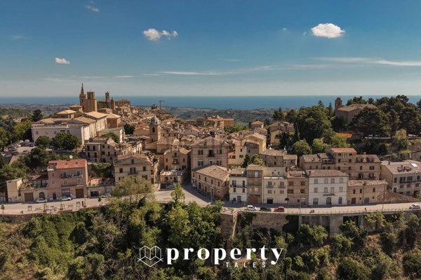 casa indipendente in vendita a Ripatransone in zona Petrella