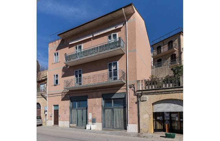 appartamento in vendita a Ripatransone in zona Petrella
